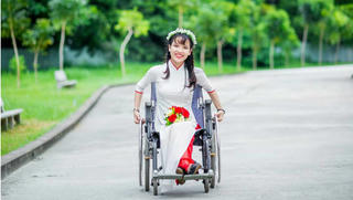 Ngày Người khuyết tật Việt Nam 18/4: Lấp lánh những 'vầng trăng khuyết'
