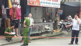 Hai bố con chủ nhà nghi đánh chết kẻ trộm gà