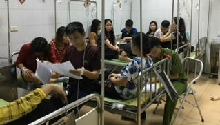 Nỗi lo từ bếp ăn tập thể