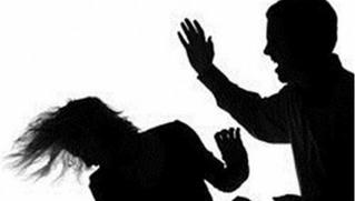Tạm giữ người phụ nữ 46 tuổi đâm 'chồng hờ' tử vong