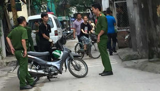 Bắt nghi phạm sát hại cha ở Hà Nội