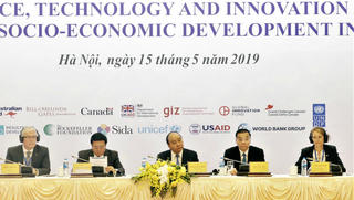Công nghệ là yếu tố nội sinh của tăng trưởng