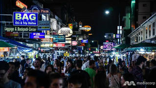 Chuyện dài… sử dụng súng ở Mỹ và Thái Lan