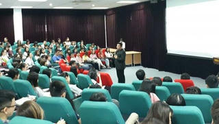 Tổng Thư ký Hội Marketing Việt Nam Hoàng Anh Tuấn: Miệt mài thổi bùng ngọn lửa kinh doanh cho doanh nghiệp