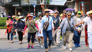 Tuor giá rẻ nhưng quản lý vẫn phải 'đắt'