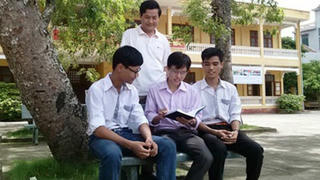 Có một trường làng… thủ khoa