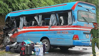 Tạm giữ hình sự lái xe chở đoàn thiện nguyện gặp tai nạn ở Tuyên Quang