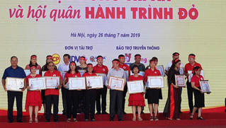 Hơn 250 tình nguyện viên tiêu biểu hội quân Hành trình Đỏ 2019