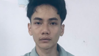 Chủ quán ốc đột nhập cửa hàng FPT trộm hàng chục điện thoại đắt tiền