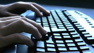 Người tốt trên mạng và người tốt ngoài đời 
