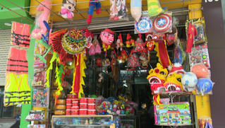 Đồ chơi truyền thống chiếm ưu thế thị trường Tết Trung thu