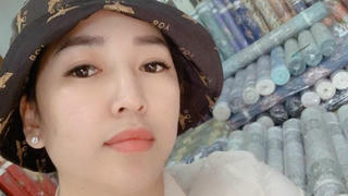 Hot girl bị tố lừa đảo 160 tỷ đồng ra đầu thú