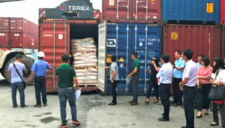 Việt Nam sẽ áp dụng chính sách xuất trả container phế liệu