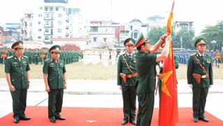 Binh chủng Tăng thiết giáp đón nhận Huân chương Quân công hạng Ba