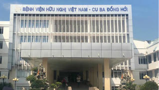 Bệnh viện công đầu tiên thuê chuyên gia nước ngoài làm việc lâu dài