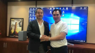 Cựu Tổng giám đốc Lucky Vietnam Construction đến Việt Nam chúc mừng HDTC thắng kiện