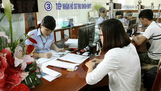 Bỏ biên chế suốt đời