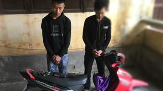 Hy hữu con nợ thiếu tiền rủ chủ nợ đi... cướp tài sản