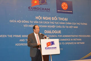Tiếp tục đẩy mạnh cải cách hành chính
