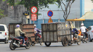 Kinh nghiệm khích lệ mô hình thu gom rác dân lập  