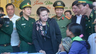 “Xuân biên phòng ấm lòng dân bản” 2020: Chung tay vì một mùa xuân no ấm