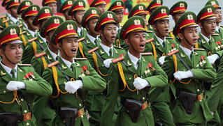 Vì nước quên thân, vì dân phục vụ