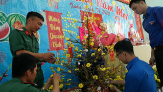 Tết thắm tình quân dân, Xuân ấm tình đồng đội