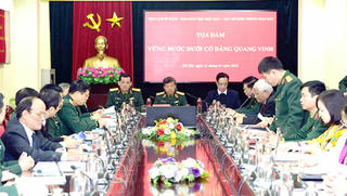 Vững bước dưới cờ Đảng quang vinh