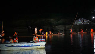 Tìm thấy 6 thi thể trong vụ chìm đò ở Quảng Nam