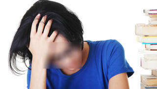 Ngược dòng nước mắt khi bị coi là 'đu đủ đực'