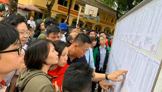 Lùi kỳ thi THPT quốc gia sang tháng 8