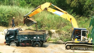 Chủ tịch xã “bật đèn xanh” cho khai thác cát trái phép trên sông La Tinh