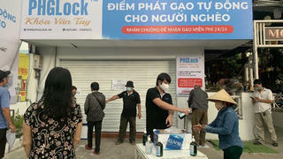 Tấm chân tình của người sáng chế “ATM gạo”