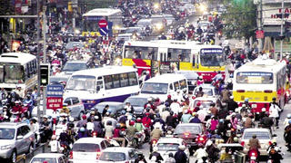 Dự thảo Luật Giao thông đường bộ: Hai đề xuất gây tranh cãi