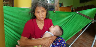 Ngân hàng Agribank Nam Thanh Hóa vận động ủng hộ bé 5 tháng tuổi mồ côi vì tai nạn giao thông