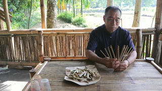 Nghệ nhân giữ hồn thiêng đất Mường