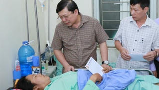 Ban Cứu trợ Trung ương thăm hỏi gia đình và người gặp nạn tại Vĩnh Phúc