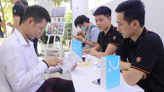 Bkav sản xuất Smart Feature Phone 4G giá dưới 1 triệu đồng