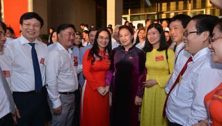 Chủ tịch Quốc hội gặp mặt đoàn đại biểu Người làm báo tiêu biểu