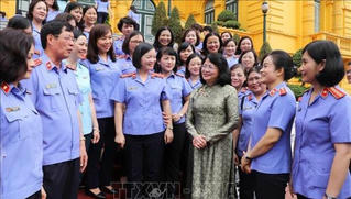 Phó Chủ tịch nước tiếp Đoàn nữ cán bộ kiểm sát tiêu biểu