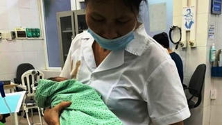 Đau lòng liên tiếp những vụ bé sơ sinh bị bỏ rơi