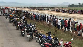 Bé trai về thăm quê theo bạn đi tắm rồi chết thương tâm