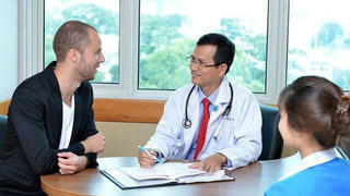 Mở cửa du lịch y tế thời Covid-19: Cơ hội nào cho Việt Nam?