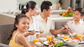 Thương lắm bữa cơm nhà!