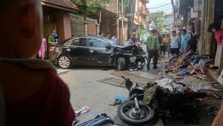 Tin giao thông ngày 31/8: Tai nạn liên hoàn ở Khánh Hòa, Hà Nội