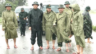 Linh hồn các anh hòa vào núi sông trở thành bất tử