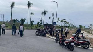 Tin giao thông đến sáng 18/10: 3 người tử vong, 3 người bị thương sau va chạm với xe tải