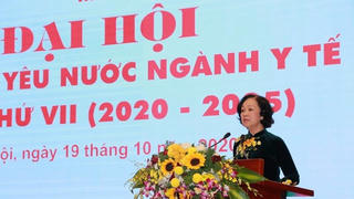 Lan tỏa hình ảnh 'Thầy thuốc như mẹ hiền' trong xã hội