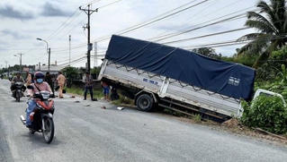 Tin giao thông đến sáng 23/10: Tai nạn khiến 1 người tử vong, 4 người bị thương