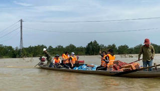 “Lửa thử vàng, gian nan thử sức”